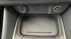 Nissan Qashqai 1.3 DiG-T MH N-Connecta [Glass Roof] 5dr Petrol Hatchback